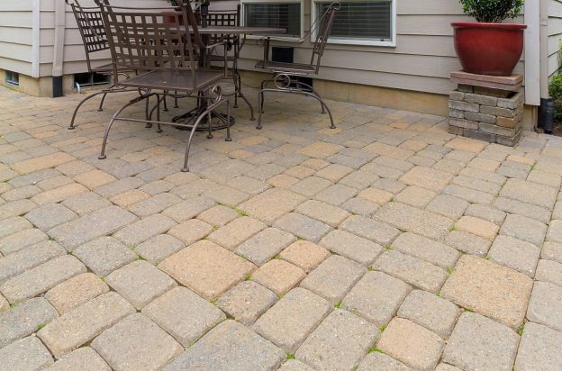 How To Install A Paver Patio In 6 Easy Steps Inch Calculator - How To Install Patio Pavers On Dirt
