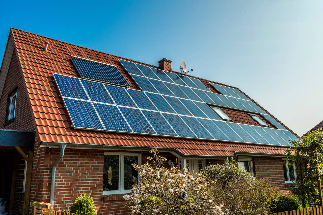 Solar Panel Installation Costs - 2021 Solar Price Guide - Modernize