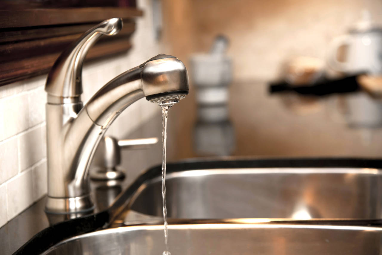 Cost To Install A Faucet 2022, How Much Money Does It Cost To Replace A Kitchen Faucet